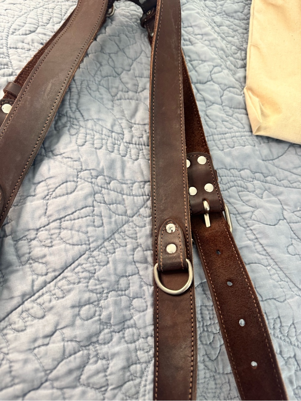 Coiro Double Camera Leather Harness Strap in Dark Brown - Picture 7 of 13